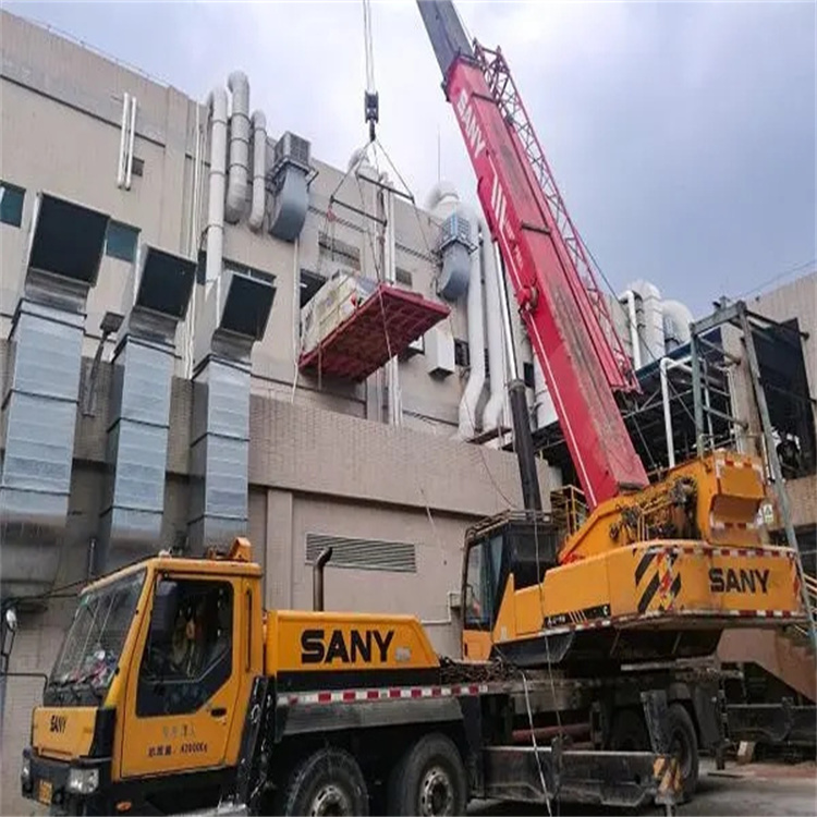 岑溪一百吨吊车吊臂多长